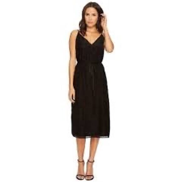 BB Dakota Women's Black Alayna Burnout Velvet Midi V-Neck Slip On Dress M - Picture 1 of 7